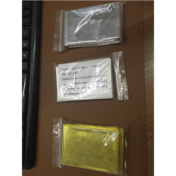 FA008 Emergency Mylar  Thermal Rescue Blanket 