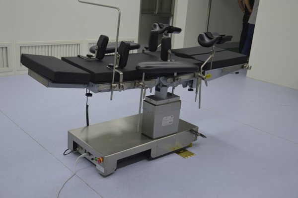 OT007 Electro-hydraulic Operation Theatre Table 