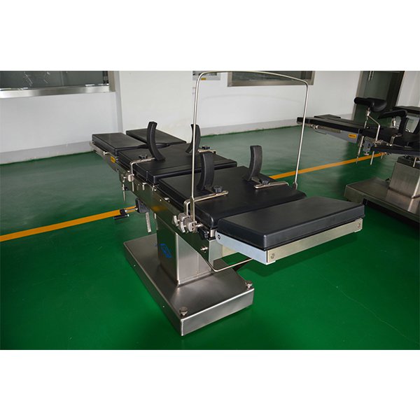 OT014 Hydraulic Type Operating Table Price 