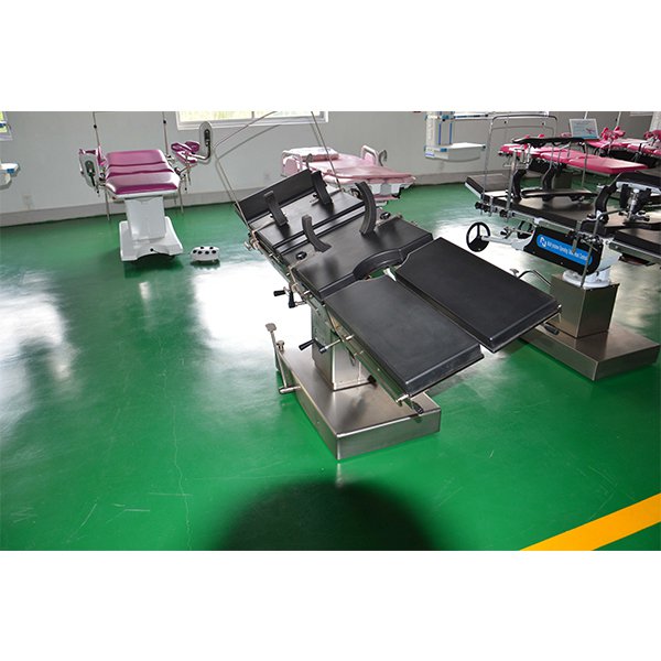 OT014 Hydraulic Type Operating Table Price 