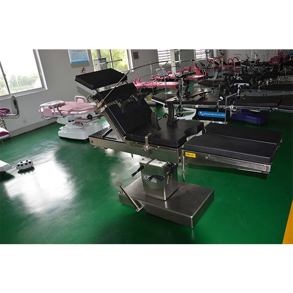 OT014 Hydraulic Type Operating Table Price 